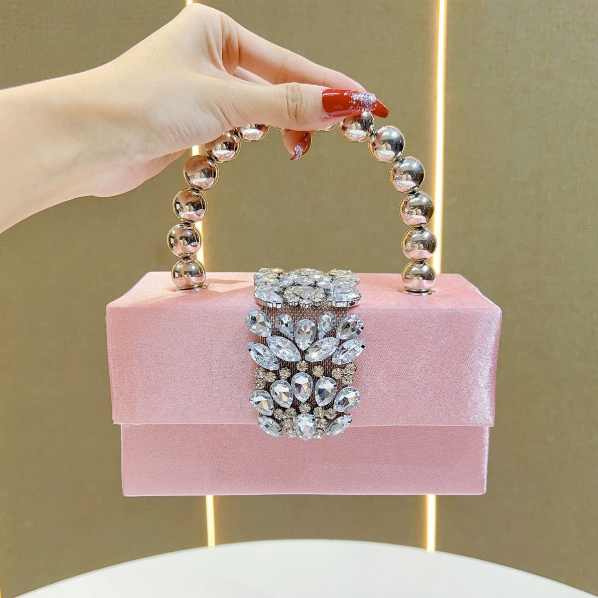 Sparkling Rhinestone Pearl Box - đánh giá và giá Tassel Fringe Trim