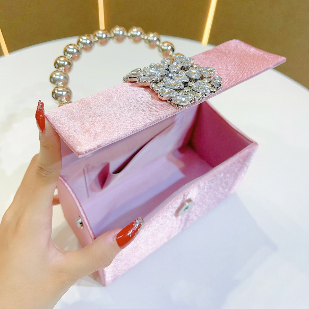 Sparkling Rhinestone Pearl Box - đánh giá và giá Tassel Fringe Trim
