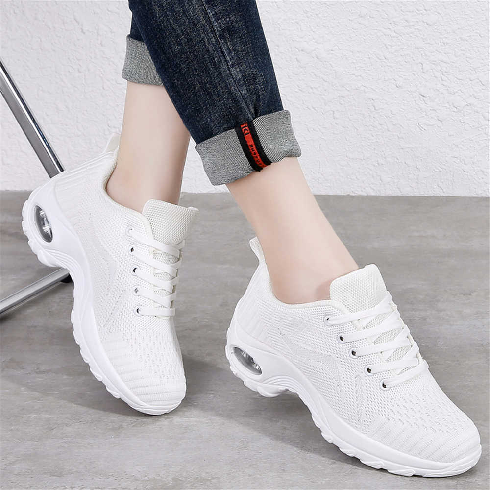 Thick-heeled High Performance  - đánh giá và giá Guipure Lace Panel