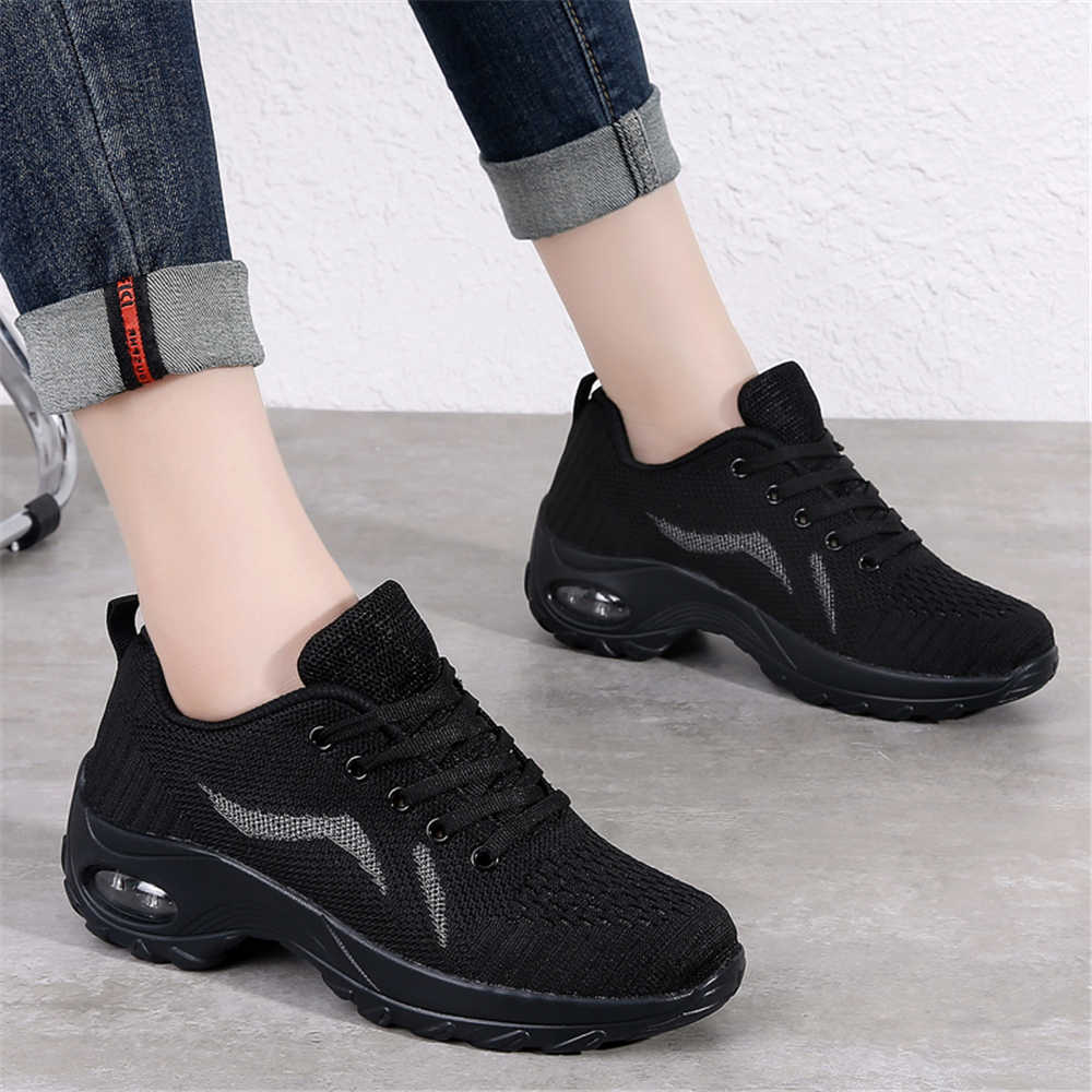 Thick-heeled High Performance  - đánh giá và giá Guipure Lace Panel