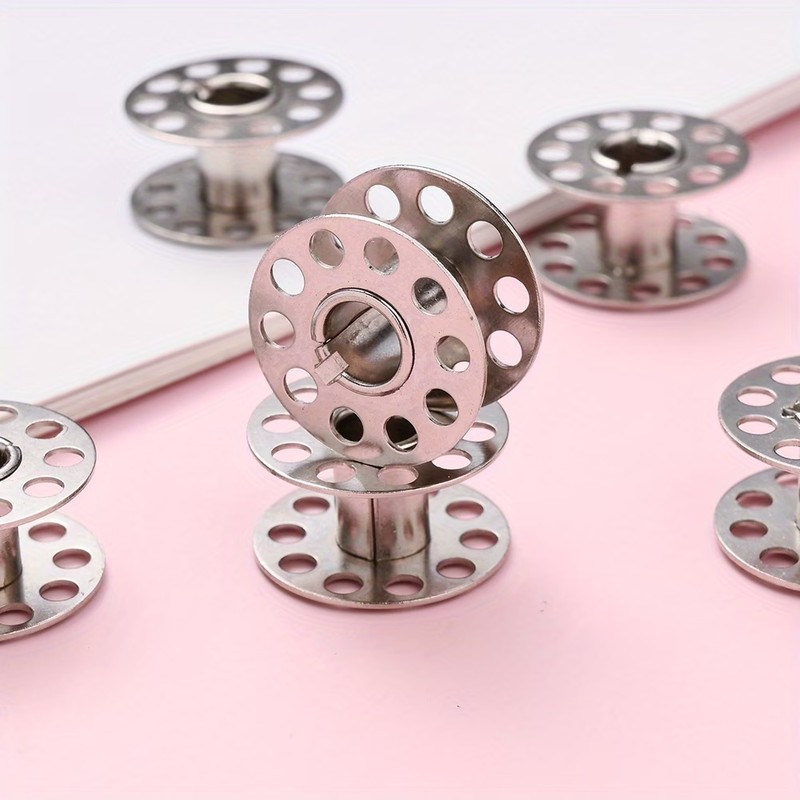 94Pcs Rustproof Metal Bobbins, - đánh giá và giá Embroidery Craft