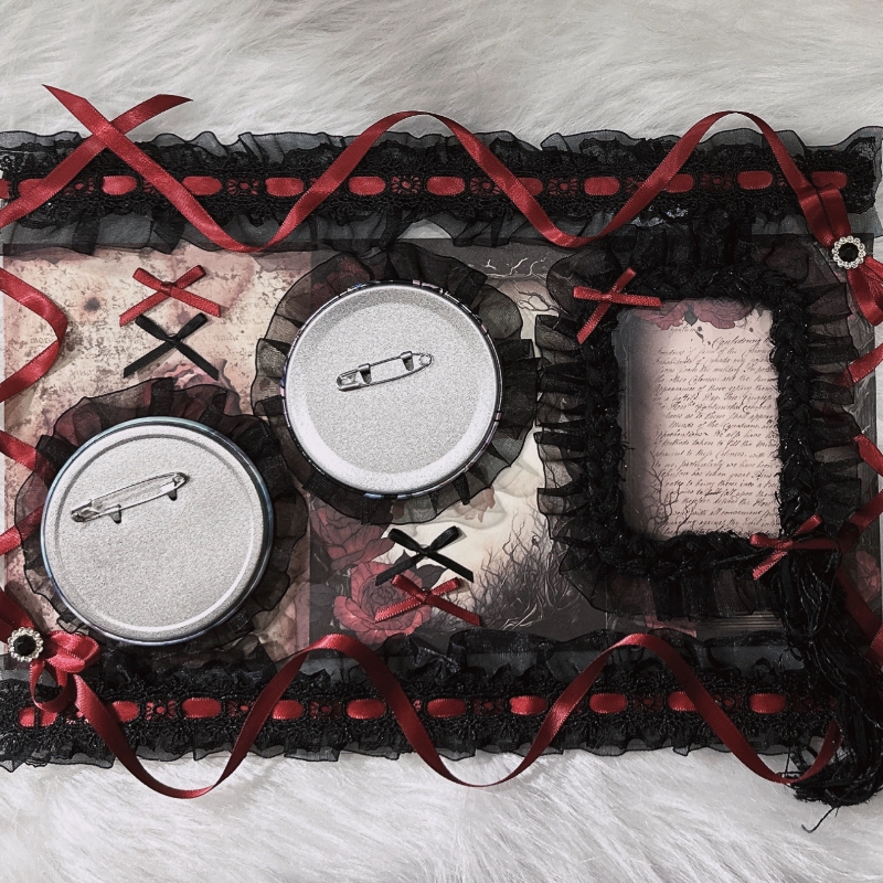 Gothic black red Card Holder I - đánh giá và giá Organza Ribbon Spool